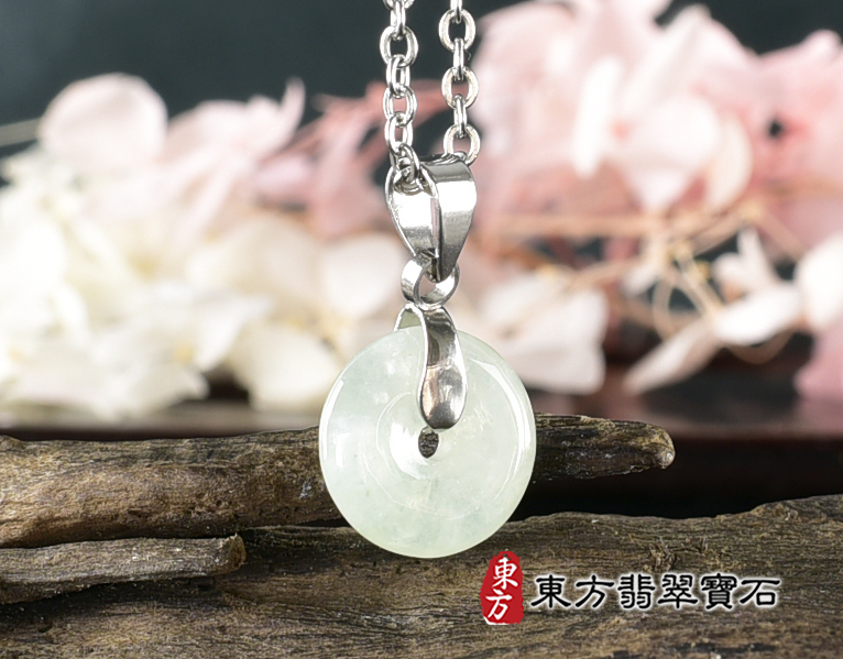 翡翠平安扣項鍊玉珮(平安富貴:平安扣牌A貨翡翠平安扣玉珮、緬甸玉平安扣玉墜)。淡綠色豆種平安扣,PN559。客製化訂做各種翡翠平安扣吊墜玉珮項鍊。★附A貨翡翠雙證書 0.jpg