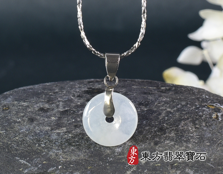 翡翠平安扣項鍊玉珮(平安富貴:平安扣牌A貨翡翠平安扣玉珮、緬甸玉平安扣玉墜)。糯豆種平安扣,PN594。客製化訂做各種翡翠平安扣吊墜玉珮項鍊。★附A貨翡翠雙證書 0.jpg