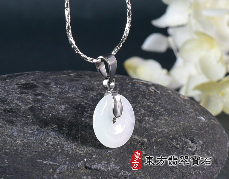 翡翠平安扣項鍊玉珮(平安富貴:平安扣牌A貨翡翠平安扣玉珮、緬甸玉平安扣玉墜)。糯豆種平安扣,PN599。客製化訂做各種翡翠平安扣吊墜玉珮項鍊。★附A貨翡翠雙證書 4.jpg