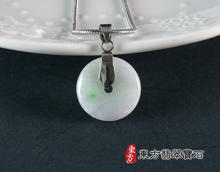 翡翠平安扣項鍊玉珮(平安富貴:平安扣牌A貨翡翠平安扣玉珮、緬甸玉平安扣玉墜)。糯豆種平安扣,PN613。客製化訂做各種翡翠平安扣吊墜玉珮項鍊。★附A貨翡翠雙證書 0.jpg