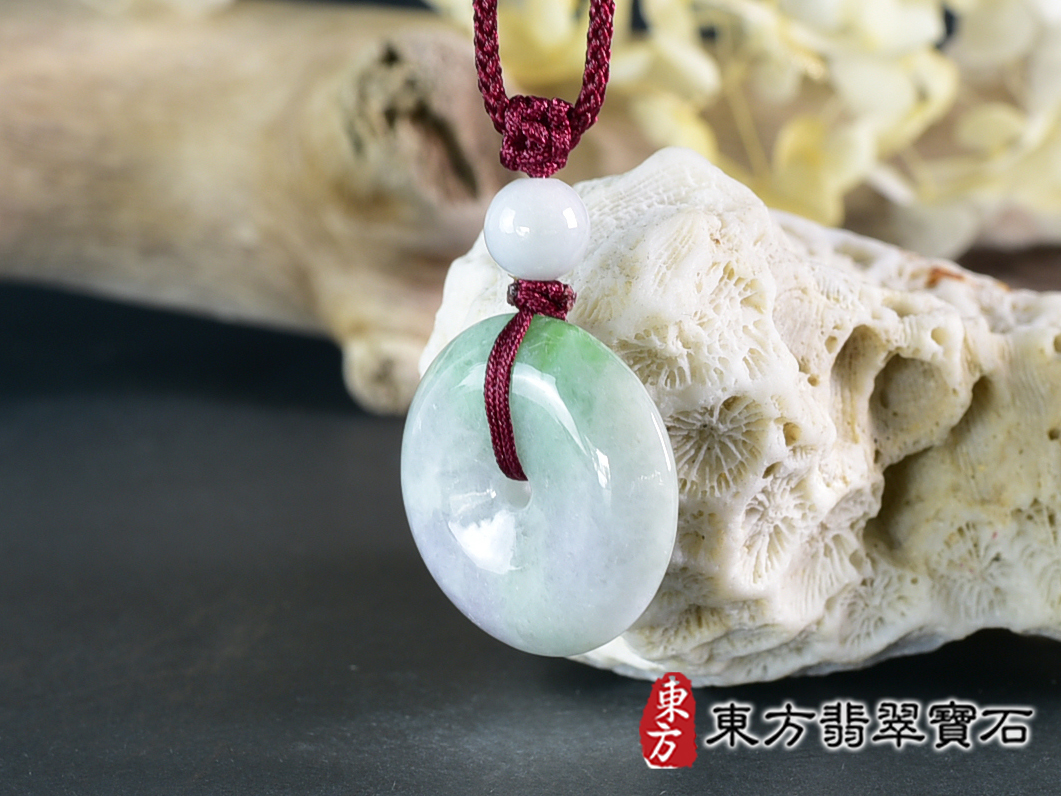 翡翠平安扣項鍊玉珮(平安富貴:平安扣牌A貨翡翠平安扣玉珮、緬甸玉平安扣玉墜)。糯豆種平安扣,PN642。客製化訂做各種翡翠平安扣吊墜玉珮項鍊。★附A貨翡翠雙證書 1.jpg