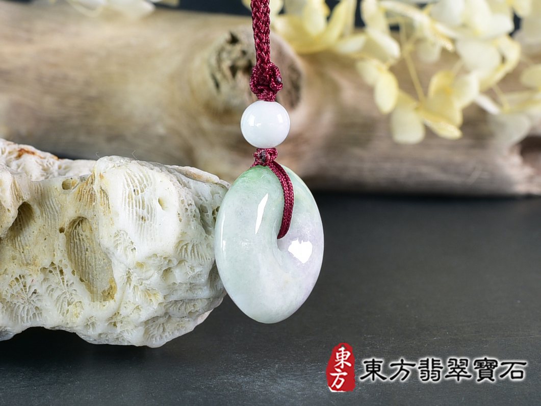 翡翠平安扣項鍊玉珮(平安富貴:平安扣牌A貨翡翠平安扣玉珮、緬甸玉平安扣玉墜)。糯豆種平安扣,PN642。客製化訂做各種翡翠平安扣吊墜玉珮項鍊。★附A貨翡翠雙證書 3.jpg