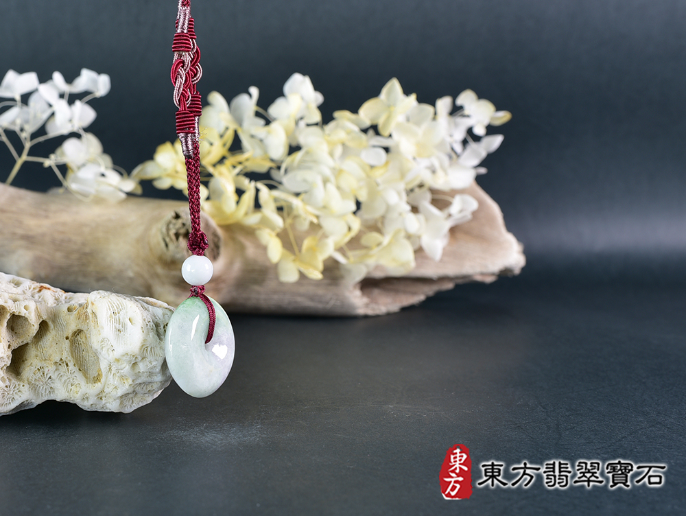 翡翠平安扣項鍊玉珮(平安富貴:平安扣牌A貨翡翠平安扣玉珮、緬甸玉平安扣玉墜)。糯豆種平安扣,PN642。客製化訂做各種翡翠平安扣吊墜玉珮項鍊。★附A貨翡翠雙證書 6.jpg