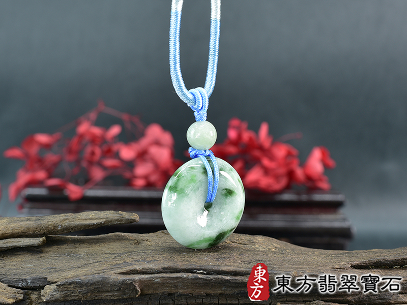 翡翠平安扣項鍊玉珮(平安富貴:平安扣牌A貨翡翠平安扣玉珮、緬甸玉平安扣玉墜)。糯豆種平安扣,PN671。客製化訂做各種翡翠平安扣吊墜玉珮項鍊。★附A貨翡翠雙證書 1.jpg