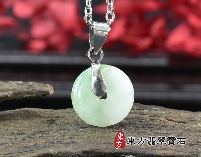 翡翠平安扣項鍊玉珮(平安富貴:平安扣牌A貨翡翠平安扣玉珮、緬甸玉平安扣玉墜)。糯豆種平安扣,PN672。客製化訂做各種翡翠平安扣吊墜玉珮項鍊。★附A貨翡翠雙證書 0.jpg
