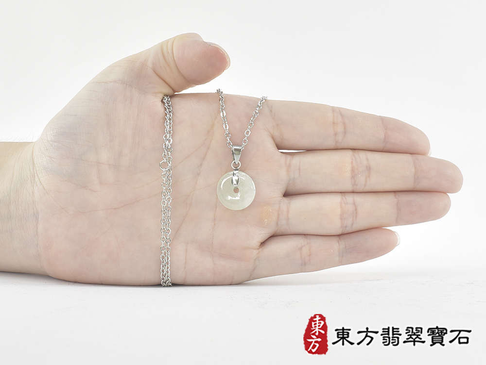 翡翠平安扣項鍊玉珮(平安富貴:平安扣牌A貨翡翠平安扣玉珮、緬甸玉平安扣玉墜)。糯豆種平安扣,PN691。客製化訂做各種翡翠平安扣吊墜玉珮項鍊。★附A貨翡翠雙證書 5.jpg