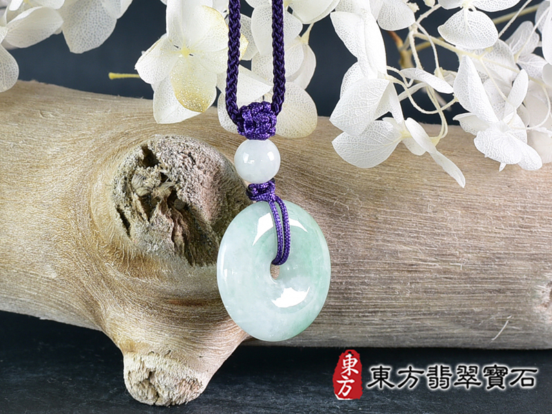 (已售出勿下標,可訂做)翡翠平安扣項鍊玉珮(平安富貴:平安扣牌A貨翡翠平安扣玉珮、緬甸玉平安扣玉墜)。糯豆種平安扣,PN693。客製化訂做各種翡翠平安扣吊墜玉珮項鍊。★附A貨翡翠雙證書 0.jpg