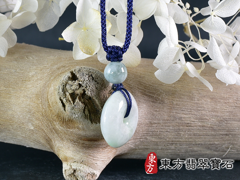 翡翠平安扣項鍊玉珮(平安富貴:平安扣牌A貨翡翠平安扣玉珮、緬甸玉平安扣玉墜)。糯豆種平安扣,PN700。客製化訂做各種翡翠平安扣吊墜玉珮項鍊。★附A貨翡翠雙證書 2.jpg