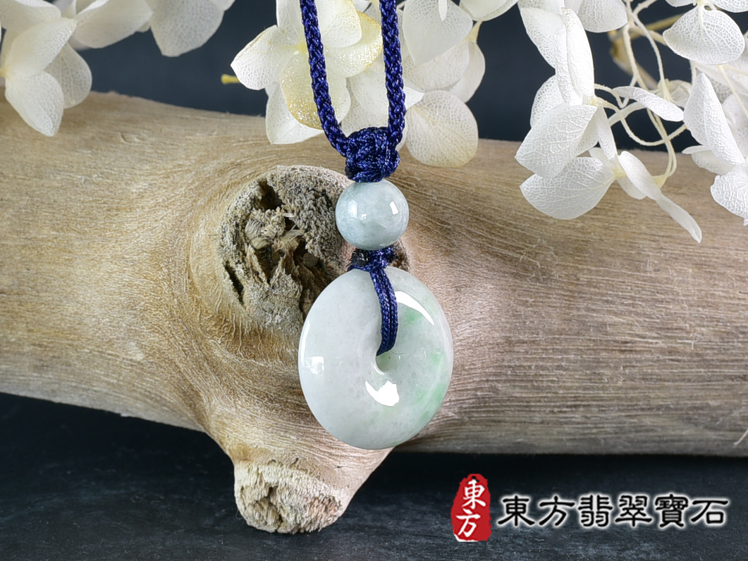 翡翠平安扣項鍊玉珮(平安富貴:平安扣牌A貨翡翠平安扣玉珮、緬甸玉平安扣玉墜)。糯豆種平安扣,PN700。客製化訂做各種翡翠平安扣吊墜玉珮項鍊。★附A貨翡翠雙證書 5.jpg