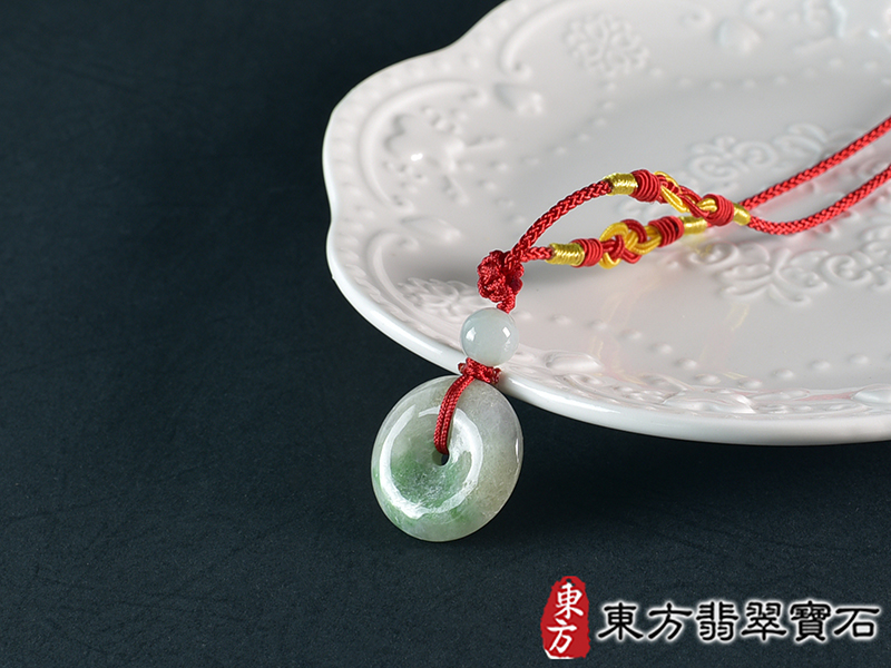 翡翠平安扣項鍊玉珮(平安富貴:平安扣牌A貨翡翠平安扣玉珮、緬甸玉平安扣玉墜)。糯豆種平安扣,PN705。客製化訂做各種翡翠平安扣吊墜玉珮項鍊。★附A貨翡翠雙證書 3.jpg