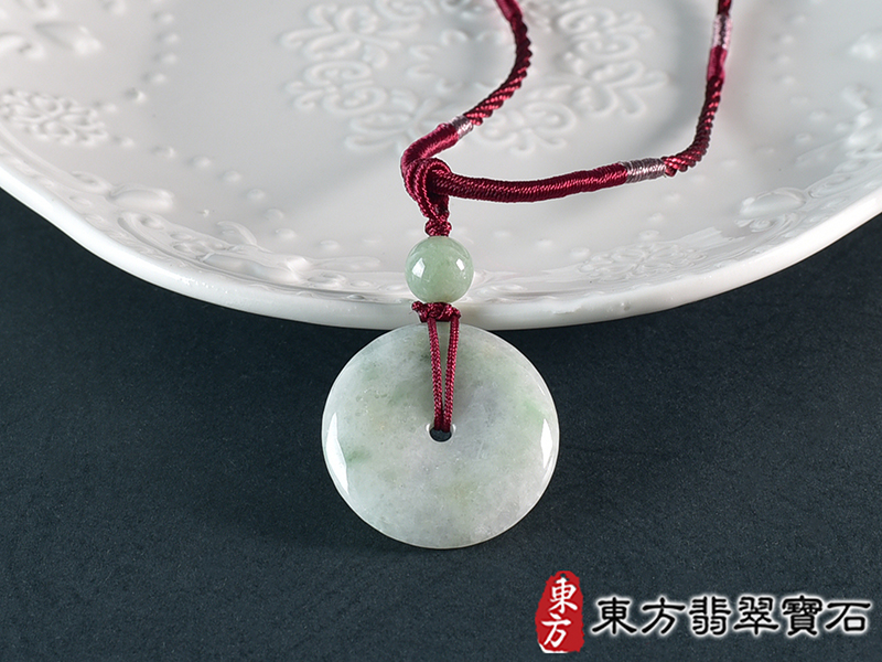 翡翠平安扣項鍊玉珮(平安富貴:平安扣牌A貨翡翠平安扣玉珮、緬甸玉平安扣玉墜)。糯豆種平安扣,PN711。客製化訂做各種翡翠平安扣吊墜玉珮項鍊。★附A貨翡翠雙證書 1.jpg