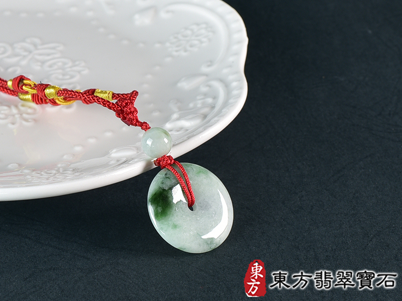 翡翠平安扣項鍊玉珮(平安富貴:平安扣牌A貨翡翠平安扣玉珮、緬甸玉平安扣玉墜)。糯豆種平安扣,PN714。客製化訂做各種翡翠平安扣吊墜玉珮項鍊。★附A貨翡翠雙證書 2.jpg