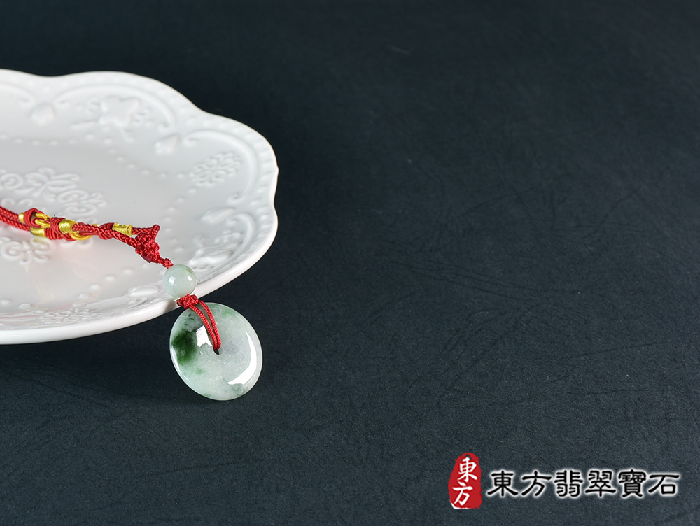 翡翠平安扣項鍊玉珮(平安富貴:平安扣牌A貨翡翠平安扣玉珮、緬甸玉平安扣玉墜)。糯豆種平安扣,PN714。客製化訂做各種翡翠平安扣吊墜玉珮項鍊。★附A貨翡翠雙證書 4.jpg