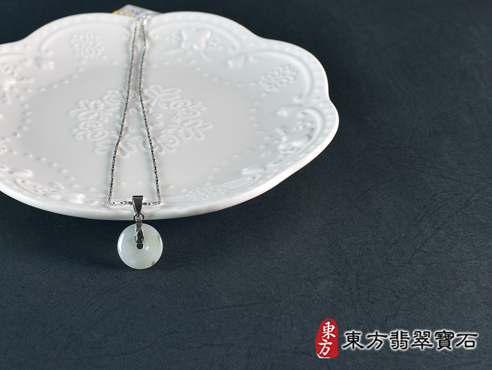 翡翠平安扣項鍊玉珮(平安富貴:平安扣牌A貨翡翠平安扣玉珮、緬甸玉平安扣玉墜)。糯豆種平安扣,PN733。客製化訂做各種翡翠平安扣吊墜玉珮項鍊。★附A貨翡翠雙證書 4.jpg