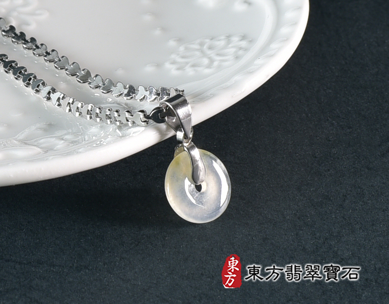翡翠平安扣項鍊玉珮(平安富貴:平安扣牌A貨翡翠平安扣玉珮、緬甸玉平安扣玉墜)。糯豆種平安扣,PN738。客製化訂做各種翡翠平安扣吊墜玉珮項鍊。★附A貨翡翠雙證書 0.jpg