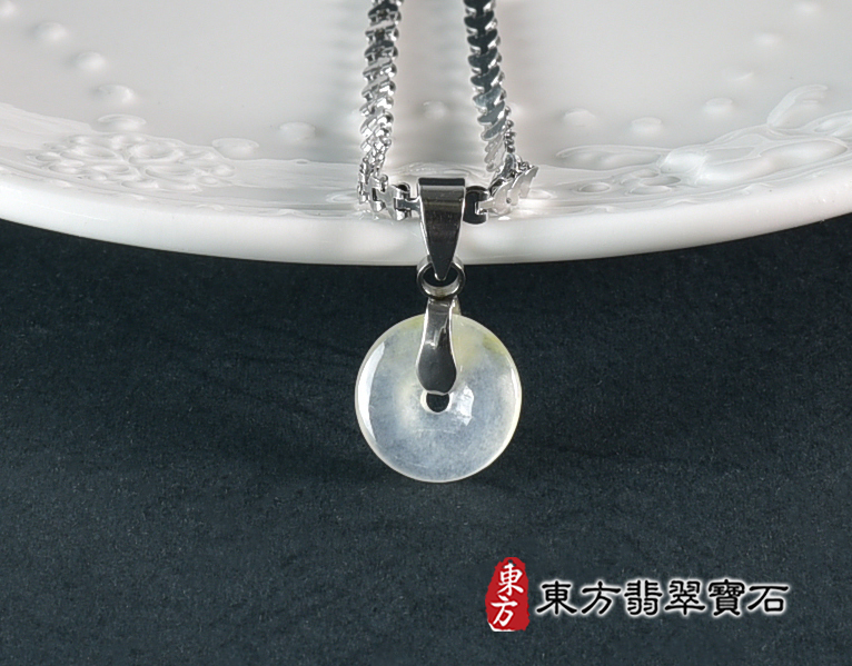 翡翠平安扣項鍊玉珮(平安富貴:平安扣牌A貨翡翠平安扣玉珮、緬甸玉平安扣玉墜)。糯豆種平安扣,PN738。客製化訂做各種翡翠平安扣吊墜玉珮項鍊。★附A貨翡翠雙證書 3.jpg