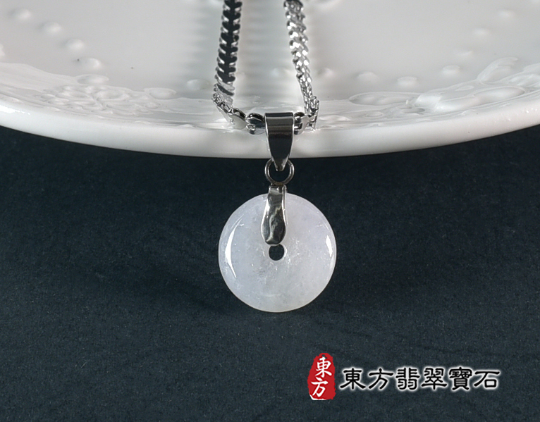 翡翠平安扣項鍊玉珮(平安富貴:平安扣牌A貨翡翠平安扣玉珮、緬甸玉平安扣玉墜)。糯豆種平安扣,PN739。客製化訂做各種翡翠平安扣吊墜玉珮項鍊。★附A貨翡翠雙證書 2.jpg