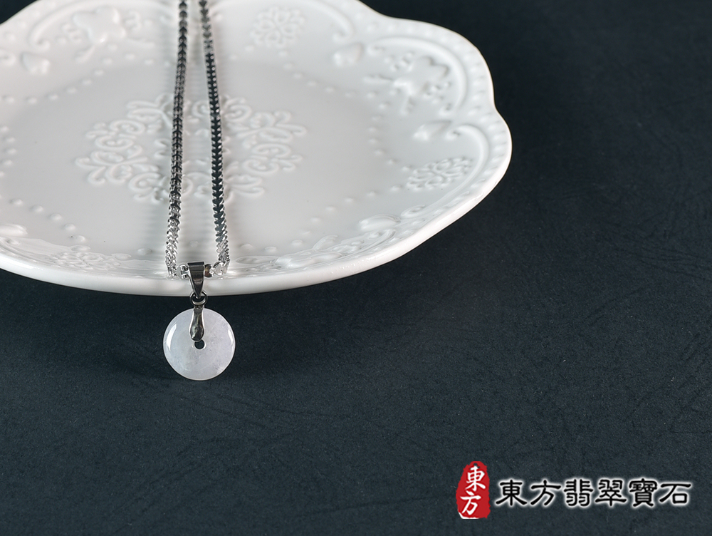 翡翠平安扣項鍊玉珮(平安富貴:平安扣牌A貨翡翠平安扣玉珮、緬甸玉平安扣玉墜)。糯豆種平安扣,PN739。客製化訂做各種翡翠平安扣吊墜玉珮項鍊。★附A貨翡翠雙證書 4.jpg