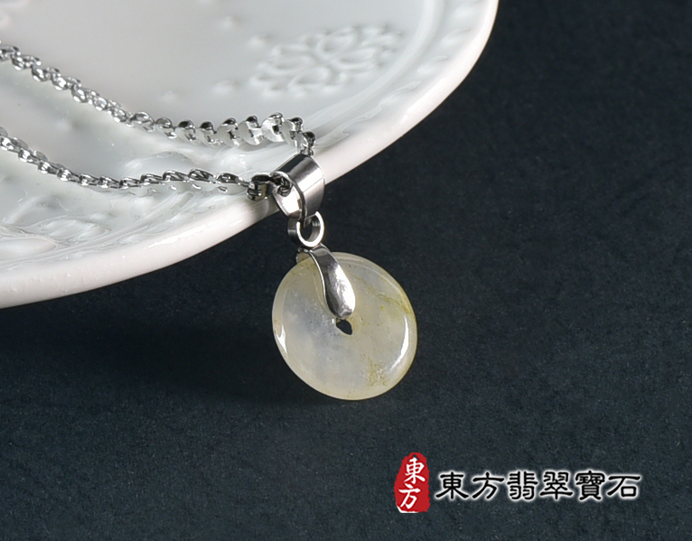 翡翠平安扣項鍊玉珮(平安富貴:平安扣牌A貨翡翠平安扣玉珮、緬甸玉平安扣玉墜)。糯豆種平安扣,PN743。客製化訂做各種翡翠平安扣吊墜玉珮項鍊。★附A貨翡翠雙證書 1.jpg