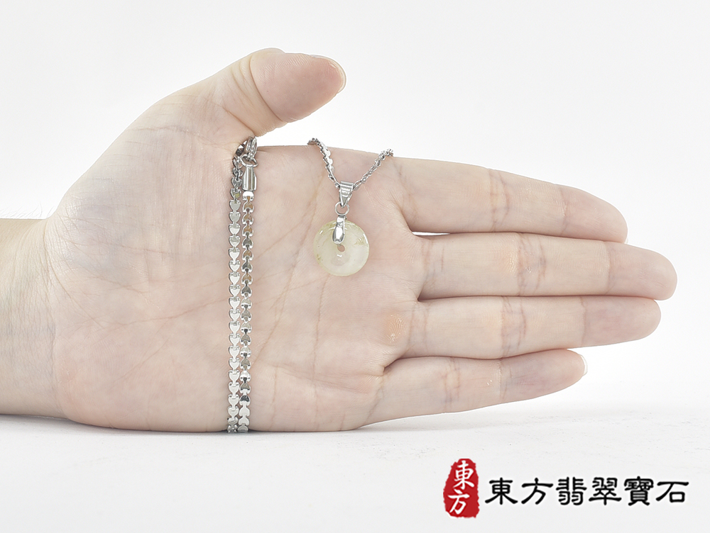 翡翠平安扣項鍊玉珮(平安富貴:平安扣牌A貨翡翠平安扣玉珮、緬甸玉平安扣玉墜)。糯豆種平安扣,PN743。客製化訂做各種翡翠平安扣吊墜玉珮項鍊。★附A貨翡翠雙證書 5.jpg