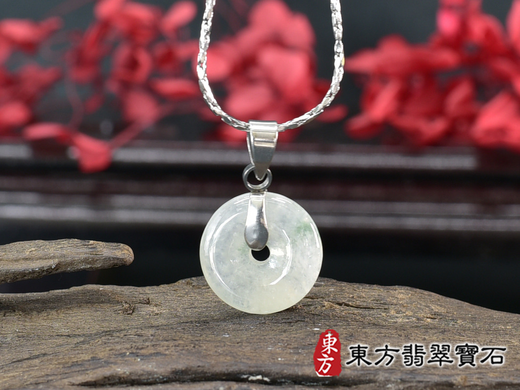 翡翠平安扣項鍊玉珮(平安富貴:平安扣牌A貨翡翠平安扣玉珮、緬甸玉平安扣玉墜)。糯豆種平安扣,PN759。客製化訂做各種翡翠平安扣吊墜玉珮項鍊。★附A貨翡翠雙證書 0.jpg