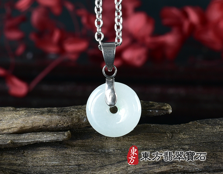 翡翠平安扣項鍊玉珮(平安富貴:平安扣牌A貨翡翠平安扣玉珮、緬甸玉平安扣玉墜)。糯豆種平安扣,PN774。客製化訂做各種翡翠平安扣吊墜玉珮項鍊。★附A貨翡翠雙證書 3.jpg