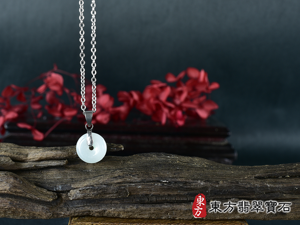 翡翠平安扣項鍊玉珮(平安富貴:平安扣牌A貨翡翠平安扣玉珮、緬甸玉平安扣玉墜)。糯豆種平安扣,PN774。客製化訂做各種翡翠平安扣吊墜玉珮項鍊。★附A貨翡翠雙證書 6.jpg