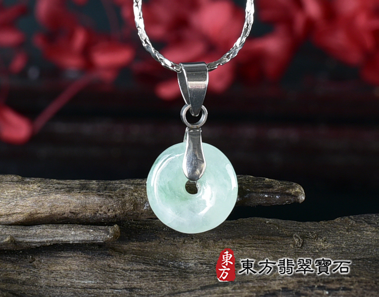 翡翠平安扣項鍊玉珮(平安富貴:平安扣牌A貨翡翠平安扣玉珮、緬甸玉平安扣玉墜)。糯豆種平安扣,PN777。客製化訂做各種翡翠平安扣吊墜玉珮項鍊。★附A貨翡翠雙證書 4.jpg