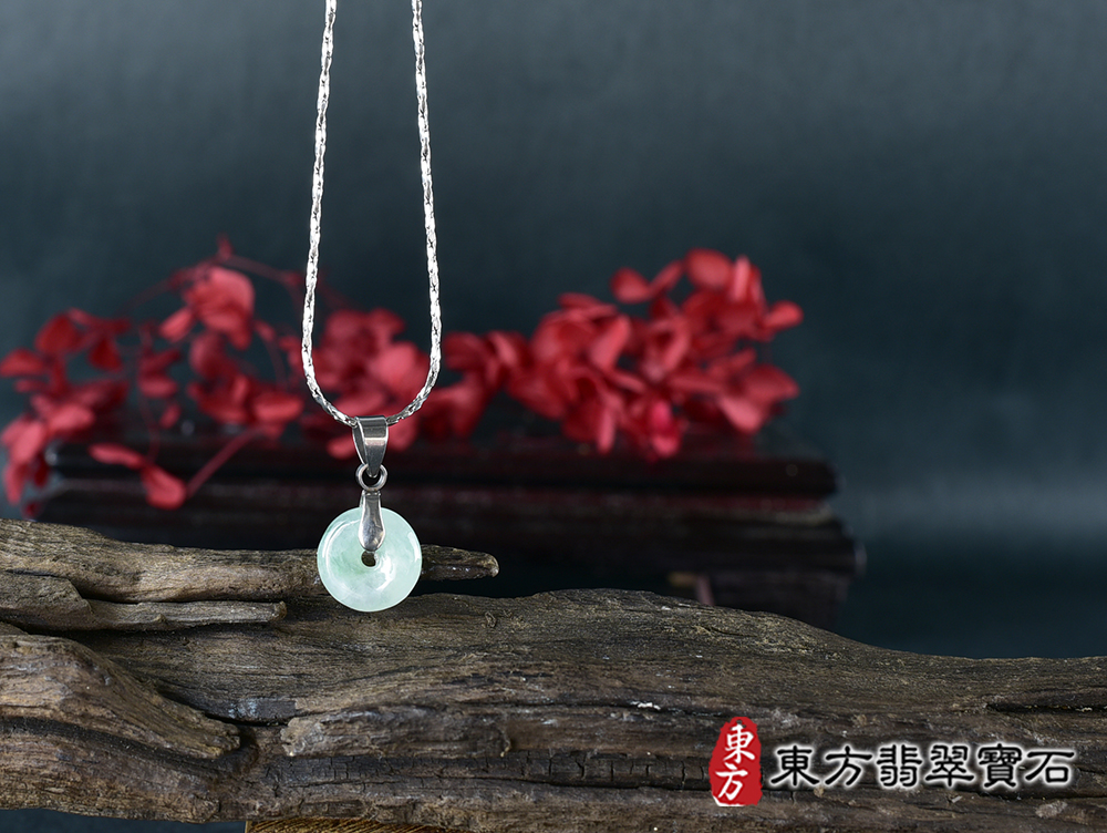翡翠平安扣項鍊玉珮(平安富貴:平安扣牌A貨翡翠平安扣玉珮、緬甸玉平安扣玉墜)。糯豆種平安扣,PN777。客製化訂做各種翡翠平安扣吊墜玉珮項鍊。★附A貨翡翠雙證書 6.jpg