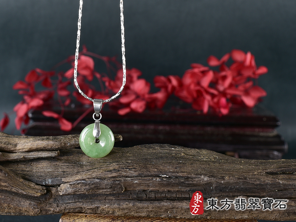 翡翠平安扣項鍊玉珮(平安富貴:平安扣牌A貨翡翠平安扣玉珮、緬甸玉平安扣玉墜)。糯豆種平安扣,PN781。客製化訂做各種翡翠平安扣吊墜玉珮項鍊。★附A貨翡翠雙證書 5.jpg