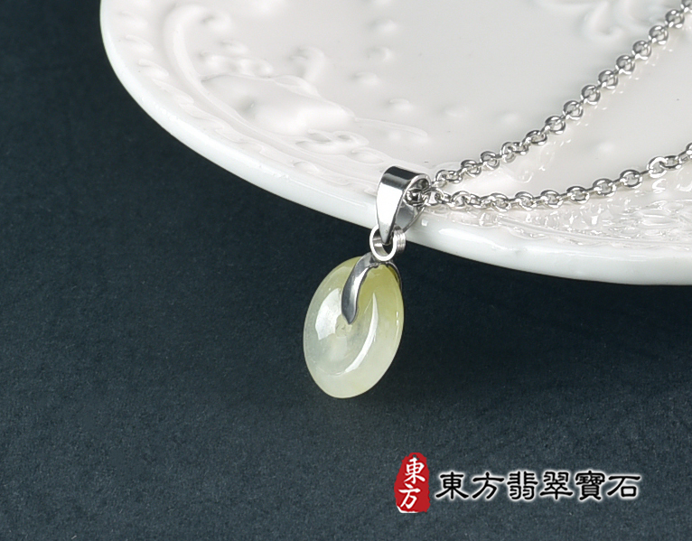 翡翠平安扣項鍊玉珮(平安富貴:平安扣牌A貨翡翠平安扣玉珮、緬甸玉平安扣玉墜)。糯豆種平安扣,PN797。客製化訂做各種翡翠平安扣吊墜玉珮項鍊。★附A貨翡翠雙證書 0.jpg