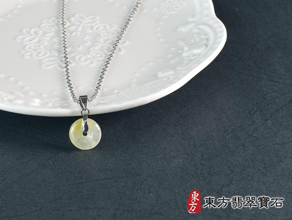 翡翠平安扣項鍊玉珮(平安富貴:平安扣牌A貨翡翠平安扣玉珮、緬甸玉平安扣玉墜)。糯豆種平安扣,PN797。客製化訂做各種翡翠平安扣吊墜玉珮項鍊。★附A貨翡翠雙證書 4.jpg