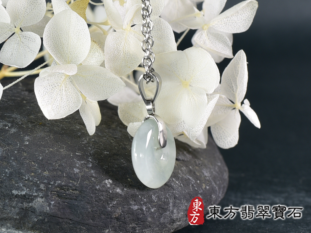 翡翠平安扣項鍊玉珮(平安富貴:平安扣牌A貨翡翠平安扣玉珮、緬甸玉平安扣玉墜)。糯豆種平安扣,PN809。客製化訂做各種翡翠平安扣吊墜玉珮項鍊。★附A貨翡翠雙證書 3.jpg