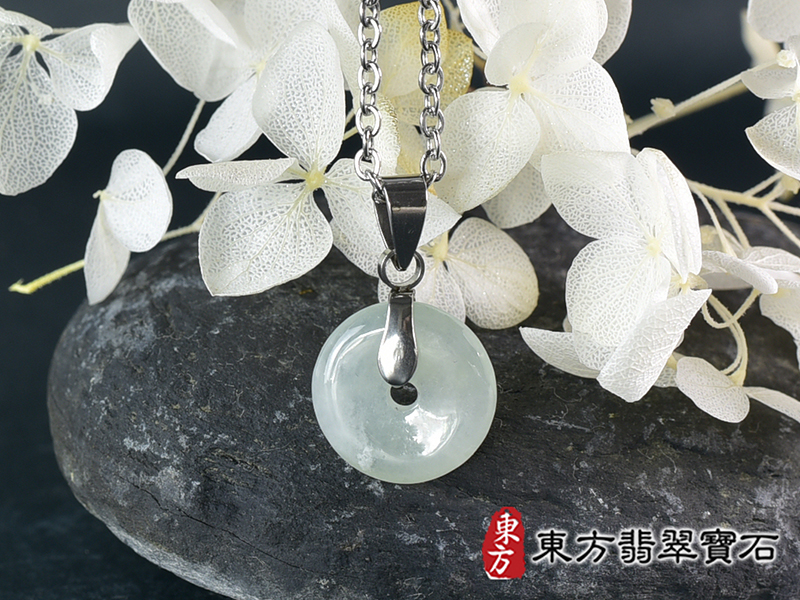 翡翠平安扣項鍊玉珮(平安富貴:平安扣牌A貨翡翠平安扣玉珮、緬甸玉平安扣玉墜)。糯豆種平安扣,PN809。客製化訂做各種翡翠平安扣吊墜玉珮項鍊。★附A貨翡翠雙證書 5.jpg