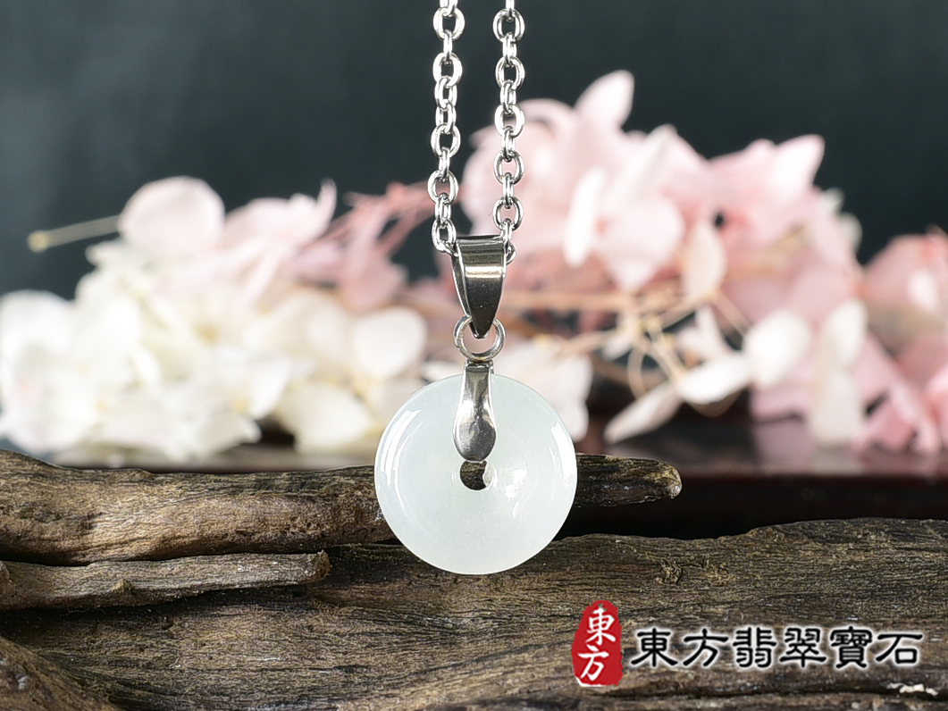 翡翠平安扣項鍊玉珮(平安富貴:平安扣牌A貨翡翠平安扣玉珮、緬甸玉平安扣玉墜)。糯豆種平安扣,PN816。客製化訂做各種翡翠平安扣吊墜玉珮項鍊。★附A貨翡翠雙證書 0.jpg