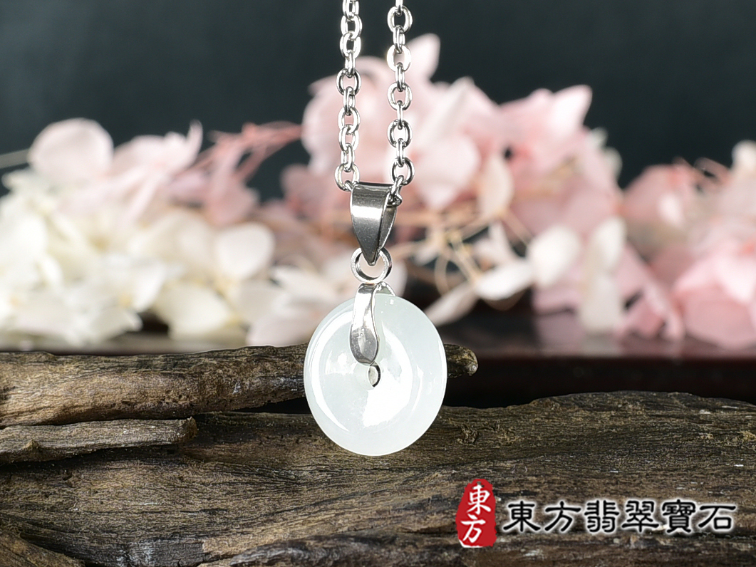 翡翠平安扣項鍊玉珮(平安富貴:平安扣牌A貨翡翠平安扣玉珮、緬甸玉平安扣玉墜)。糯豆種平安扣,PN816。客製化訂做各種翡翠平安扣吊墜玉珮項鍊。★附A貨翡翠雙證書 2.jpg