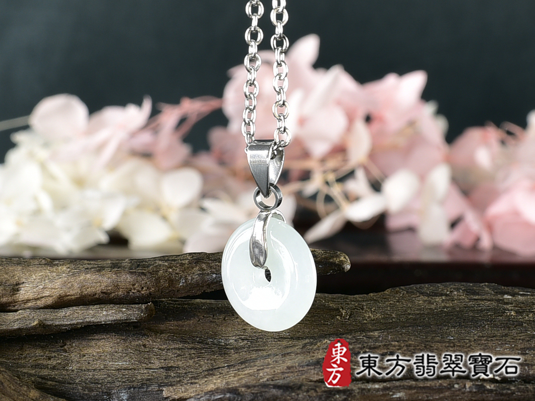 翡翠平安扣項鍊玉珮(平安富貴:平安扣牌A貨翡翠平安扣玉珮、緬甸玉平安扣玉墜)。糯豆種平安扣,PN816。客製化訂做各種翡翠平安扣吊墜玉珮項鍊。★附A貨翡翠雙證書 5.jpg