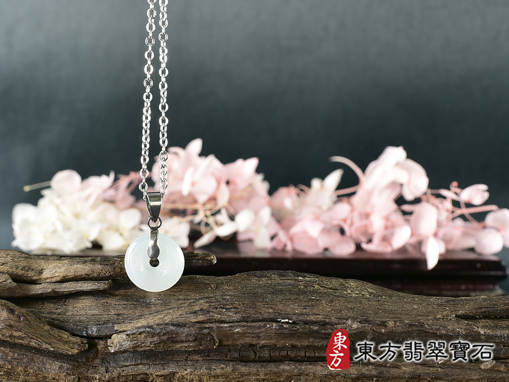 翡翠平安扣項鍊玉珮(平安富貴:平安扣牌A貨翡翠平安扣玉珮、緬甸玉平安扣玉墜)。糯豆種平安扣,PN816。客製化訂做各種翡翠平安扣吊墜玉珮項鍊。★附A貨翡翠雙證書 6.jpg