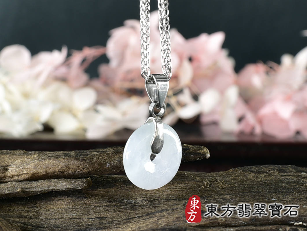 翡翠平安扣項鍊玉珮(平安富貴:平安扣牌A貨翡翠平安扣玉珮、緬甸玉平安扣玉墜)。糯豆種平安扣,PN820。客製化訂做各種翡翠平安扣吊墜玉珮項鍊。★附A貨翡翠雙證書 1.jpg