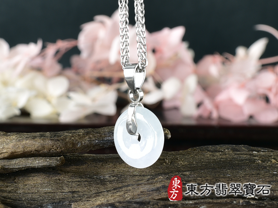 翡翠平安扣項鍊玉珮(平安富貴:平安扣牌A貨翡翠平安扣玉珮、緬甸玉平安扣玉墜)。糯豆種平安扣,PN820。客製化訂做各種翡翠平安扣吊墜玉珮項鍊。★附A貨翡翠雙證書 7.jpg