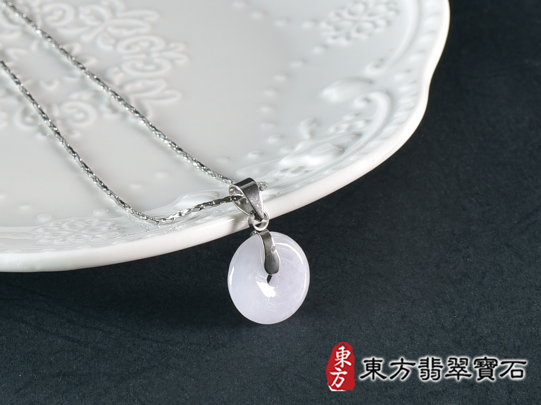 翡翠平安扣項鍊玉珮(平安富貴:平安扣牌A貨翡翠平安扣玉珮、緬甸玉平安扣玉墜)。糯豆種平安扣,PN837。客製化訂做各種翡翠平安扣吊墜玉珮項鍊。★附A貨翡翠雙證書 2.jpg