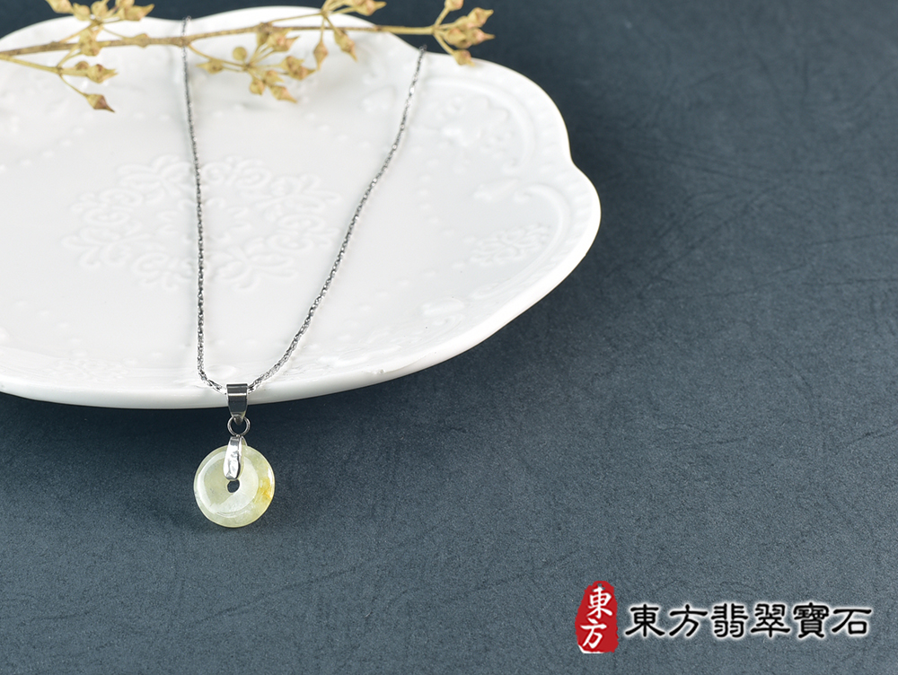 翡翠平安扣項鍊玉珮(平安富貴:平安扣牌A貨翡翠平安扣玉珮、緬甸玉平安扣玉墜)。糯豆種平安扣,PN863。客製化訂做各種翡翠平安扣吊墜玉珮項鍊。★附A貨翡翠雙證書 4.jpg
