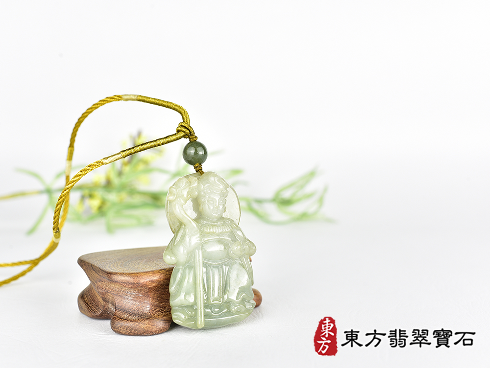 翡翠瑤池金母項鍊玉珮(王母娘娘:瑤池金母牌A貨翡翠瑤池金母玉珮、緬甸玉瑤池金母玉墜)。油青豆種翡翠瑤池金母,QE081。客製化訂做各種翡翠瑤池金母吊墜玉珮項鍊。★附A貨翡翠雙證書 4.jpg