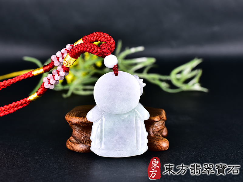 翡翠瑤池金母項鍊玉珮(王母娘娘:瑤池金母牌A貨翡翠瑤池金母玉珮、緬甸玉瑤池金母玉墜)。白底青豆糯翡翠瑤池金母,QE082。客製化訂做各種翡翠瑤池金母吊墜玉珮項鍊。★附A貨翡翠雙證書 3.jpg