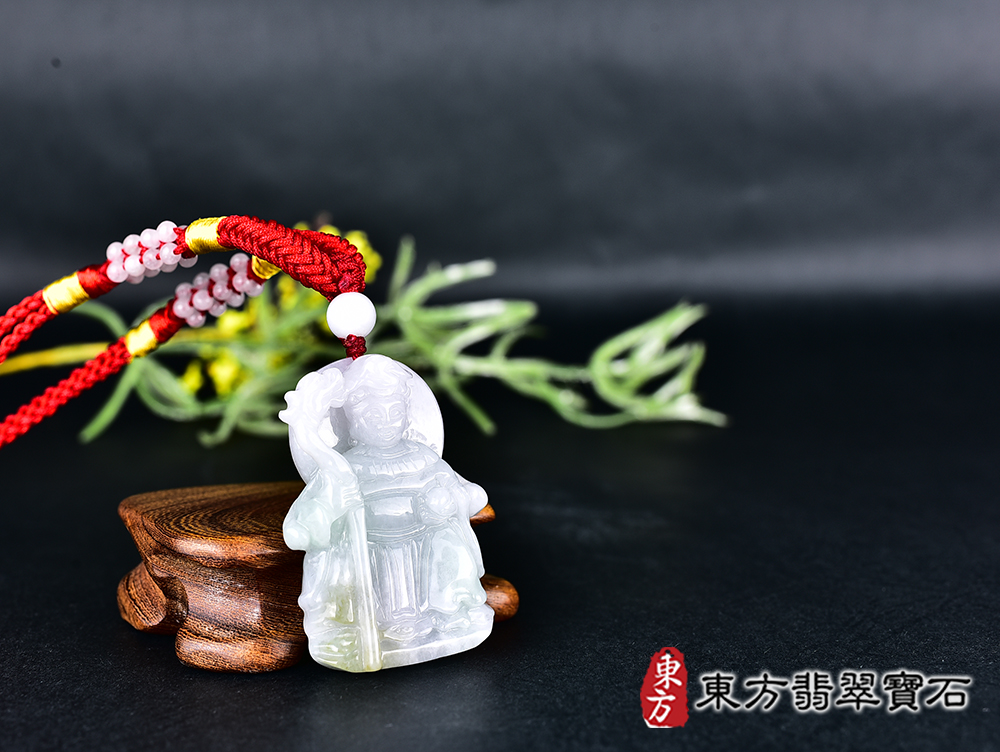 翡翠瑤池金母項鍊玉珮(王母娘娘:瑤池金母牌A貨翡翠瑤池金母玉珮、緬甸玉瑤池金母玉墜)。白底青豆糯翡翠瑤池金母,QE082。客製化訂做各種翡翠瑤池金母吊墜玉珮項鍊。★附A貨翡翠雙證書 4.jpg