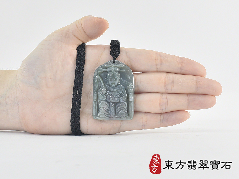 水草玉地母娘娘項鍊玉珮(地母元君:地母娘娘牌水草玉地母娘娘玉珮、水草玉地母娘娘玉墜)。水草玉地母娘娘,QN071。客製化訂做水草玉地母娘娘吊墜玉珮項鍊。★附東方翡翠寶石保證卡 5.jpg