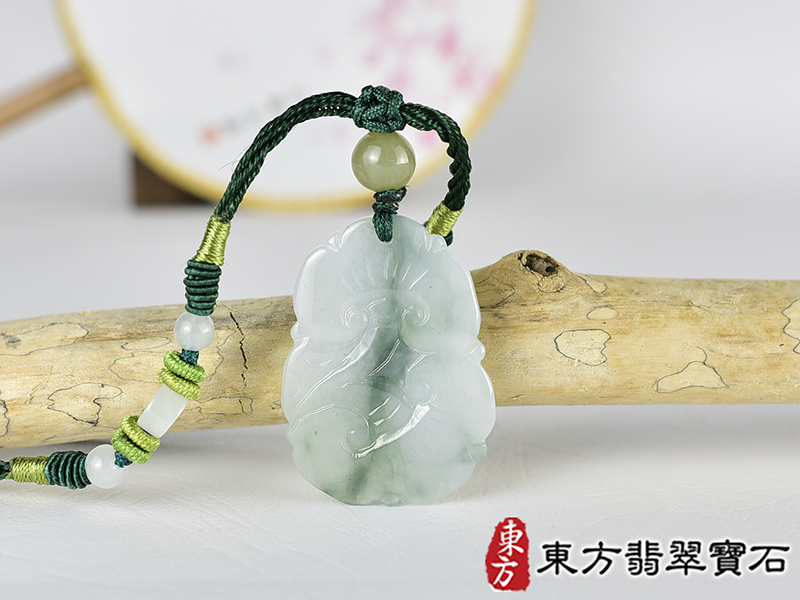 翡翠蛇項鍊玉珮(靈蛇舞動:蛇牌A貨翡翠蛇玉珮、緬甸玉蛇玉墜、蛇十二生肖項鍊)。糯種春帶彩蛇,SN053。客製化訂做各種翡翠蛇吊墜玉珮項鍊。★附A貨翡翠雙證書 3.jpg