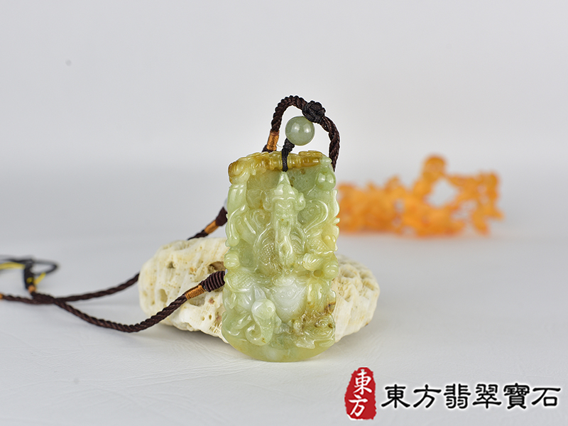 翡翠玄天上帝項鍊玉珮(玄天上帝:玄天上帝牌A貨翡翠玄天上帝玉珮、緬甸玉玄天上帝玉墜)。ST183。客製化訂做各種翡翠玄天上帝吊墜玉珮項鍊。★附A貨翡翠雙證書 0.jpg