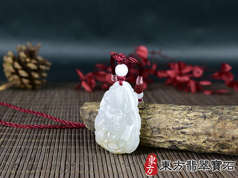 翡翠虎項鍊玉珮(虎虎生風:虎牌A貨翡翠虎玉珮、緬甸玉虎玉墜、虎十二生肖項鍊)。TR155。客製化訂做各種翡翠虎吊墜玉珮項鍊。★附A貨翡翠雙證書 1.jpg