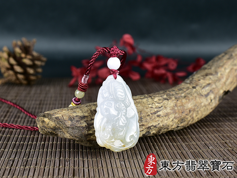 翡翠虎項鍊玉珮(虎虎生風:虎牌A貨翡翠虎玉珮、緬甸玉虎玉墜、虎十二生肖項鍊)。TR155。客製化訂做各種翡翠虎吊墜玉珮項鍊。★附A貨翡翠雙證書 2.jpg